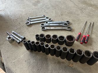 Snap on/Mac sockets and wrenches