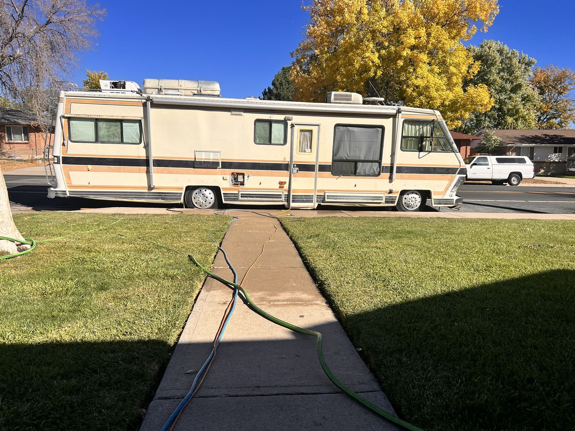 1983 Excalibur Mobile Home