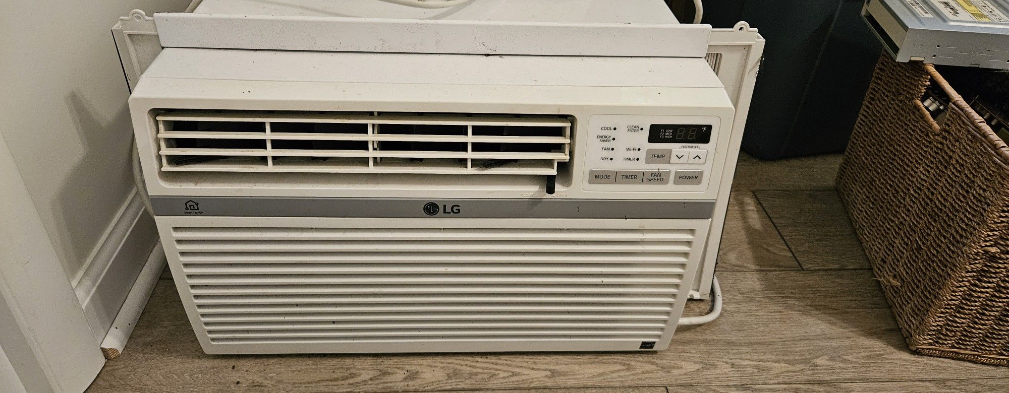 LG 8,000 BTU Window AC Unit