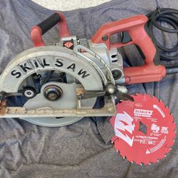 SKIL SPT77WML CIRCULAR SAW 7-1/4”