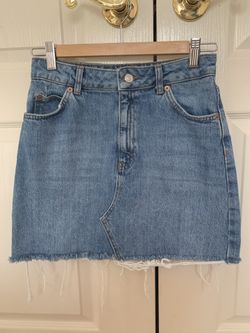 Topshop Denim Frayed/Fringe Skirt Size 4