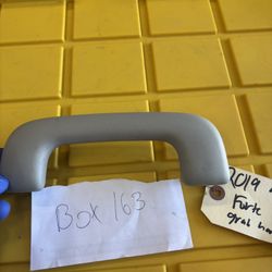 2019-2021 KIA FORTE FRONT RIGHT PASSENGER SIDE UPPER ROOF GRAB HANDLE OEM