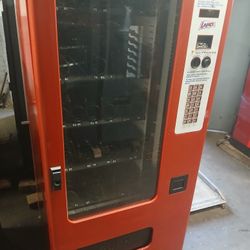 Vending Snack Machine 