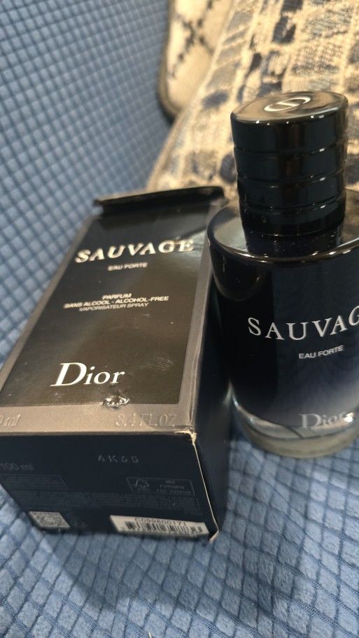 New Men's Cologne For Sale