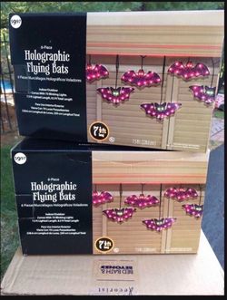 6 piece Holographic Flying Bats-2 sets ( Indoor,outdoor - 7.5 feet lighted length )-$15 for 2 sets)