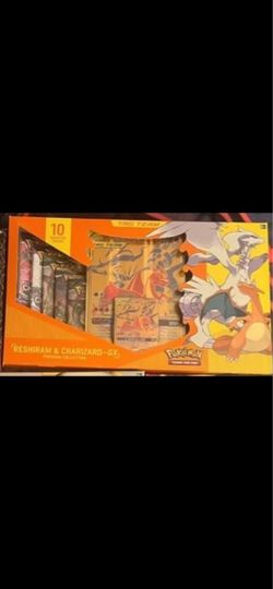 Pokémon Reshiram & Charizard-GX Premium Collection