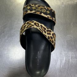 Louis Vuitton Women’s Paseo Flat Comfort Slide Sandals Printed Calf Hair 