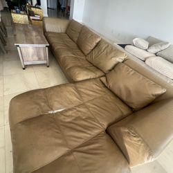 Real Leather sofa / 2 Parts - free 