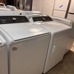 Whirlpool washer and dryer set