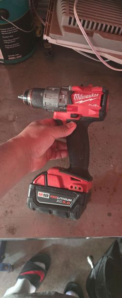 Milwaukee m18 Hammer Drill
