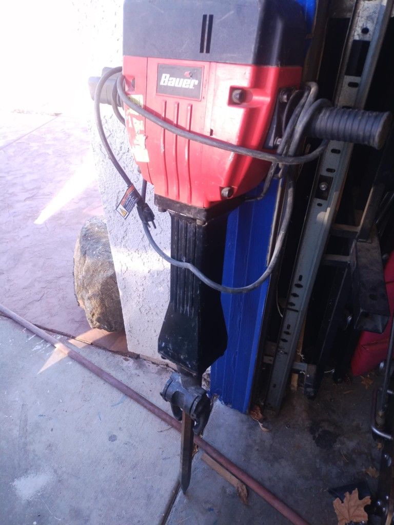 Breaker Hammer