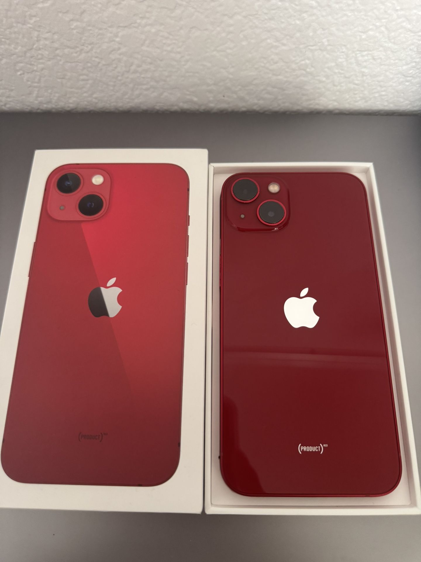 iPhone 13 - UNLOCKED