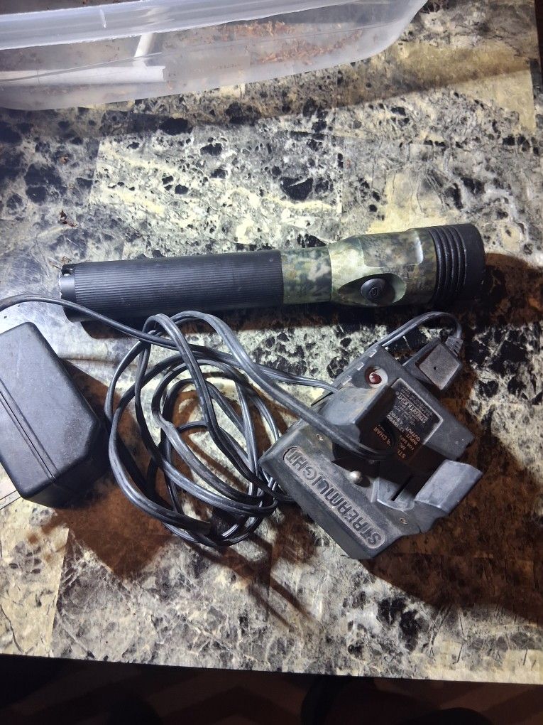 Streamlight Led FLASHLIGHT 