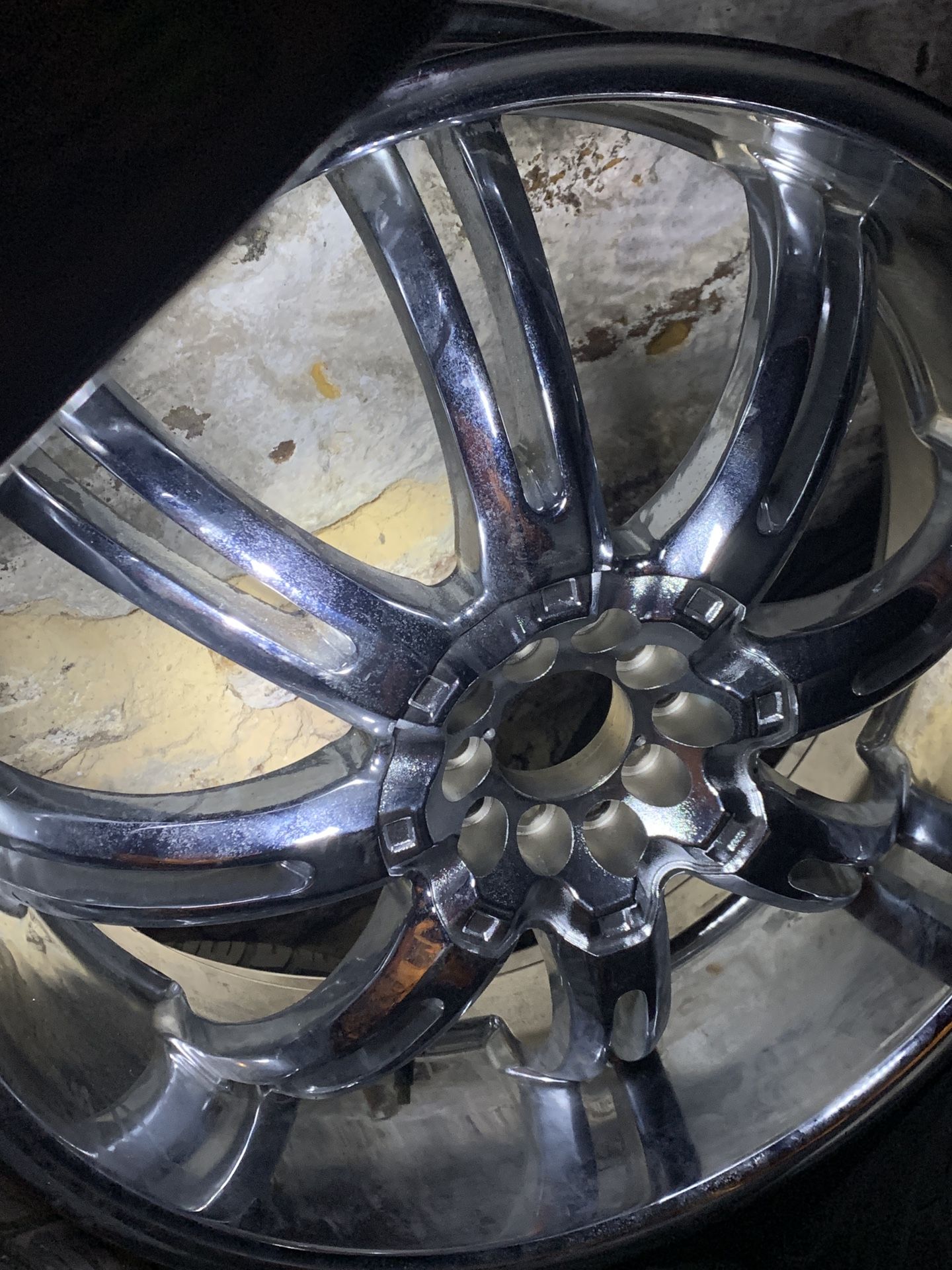 22” 5 lug universal rims brand new condition rims and tires are brand