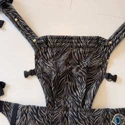 Artipoppe Unnatural Zebra Baby Carrier 