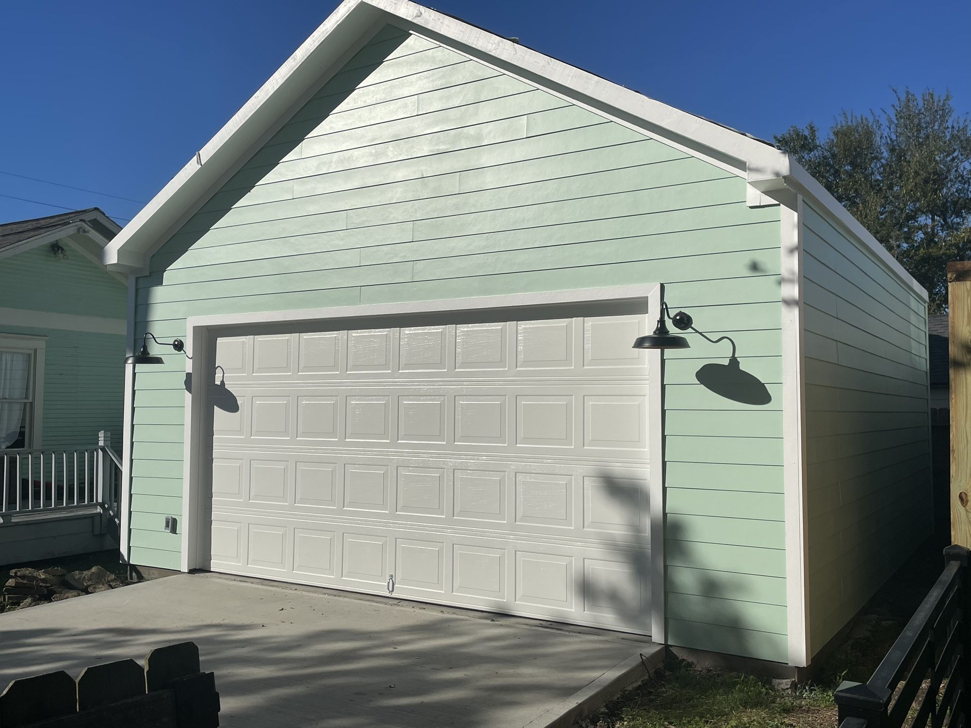 24’X24’ Garage with 18’ Garage Door and Concrete Foundation Room Addition - 14’X14’ Pier and Beam Foundation - withConcrete Footings and Rebar Shel