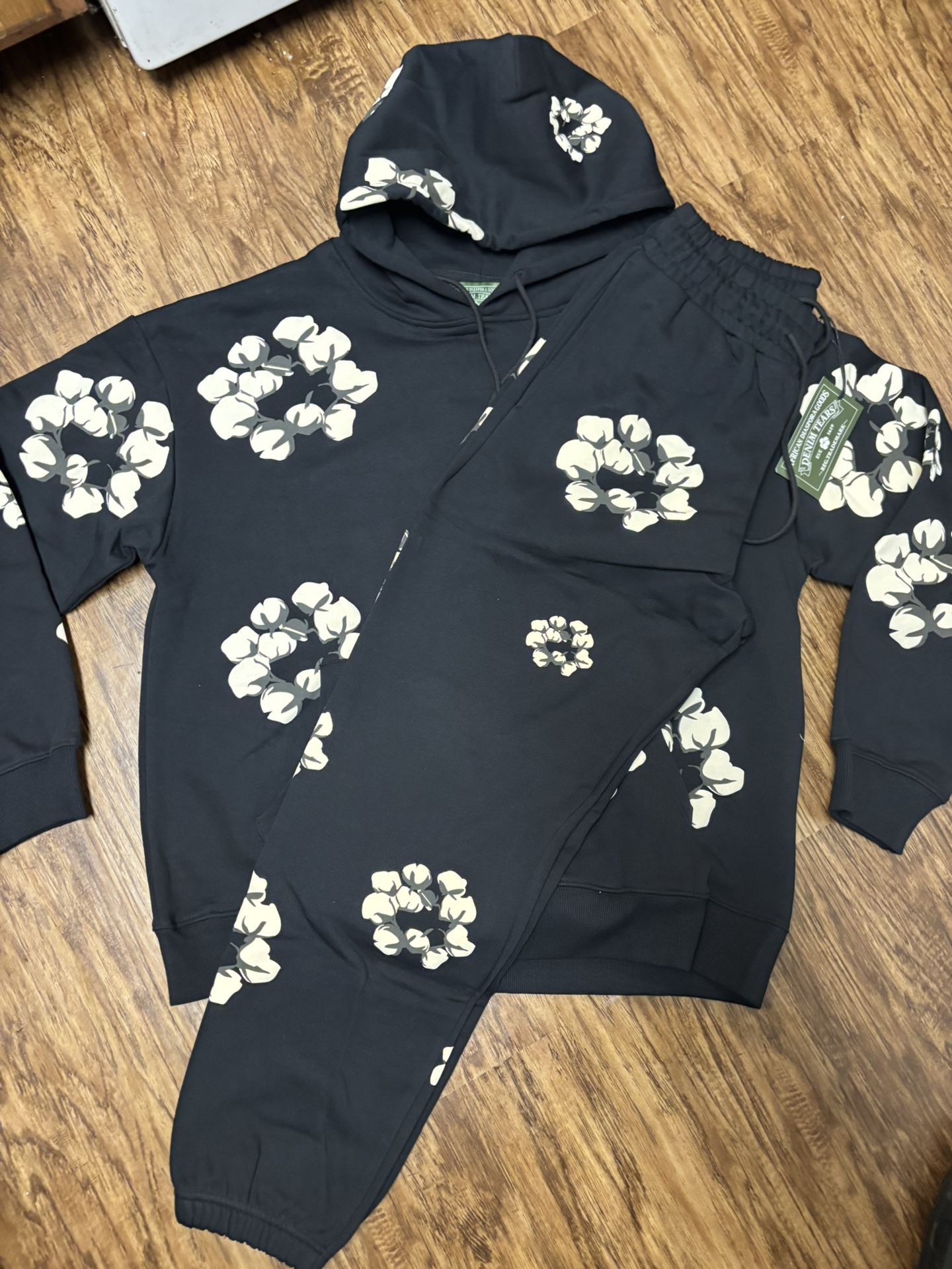 Denim Tears Sweatsuit 