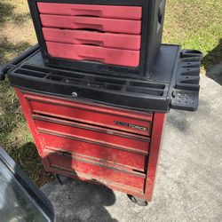 Rolling Tool Chest 