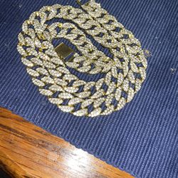 Fully Iced Out Cuban Curb Gold Link Necklace.