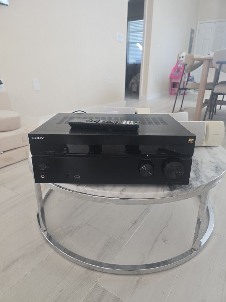 Sound System Sony Receiver With 5 Bose Speakers