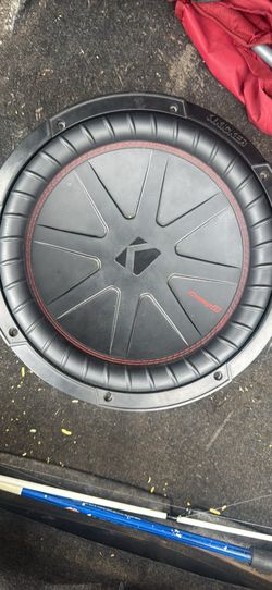 Kicker 12 speaker