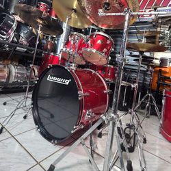 L.u.d.w.i.g Complete Drum Set  !! $550 Or Best Offer !! 