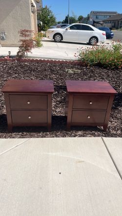 2 drawers free