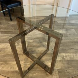 Gold Glass Ghost Round Dining Table 47”