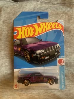 Hot Wheels 1983 Nissan Skyline GT-R R32 Purple Edition diecast car #HotWheels #NissanSkyline