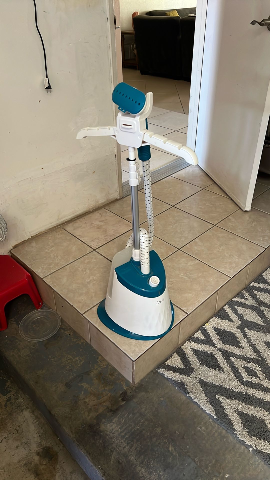 Clothes Steamer