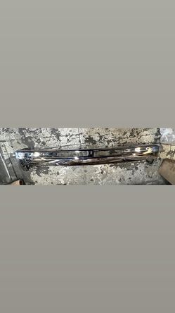 99-02 CHEVY SILVERADO 00-06 TAHOE SUBURBAN FRONT BUMPER