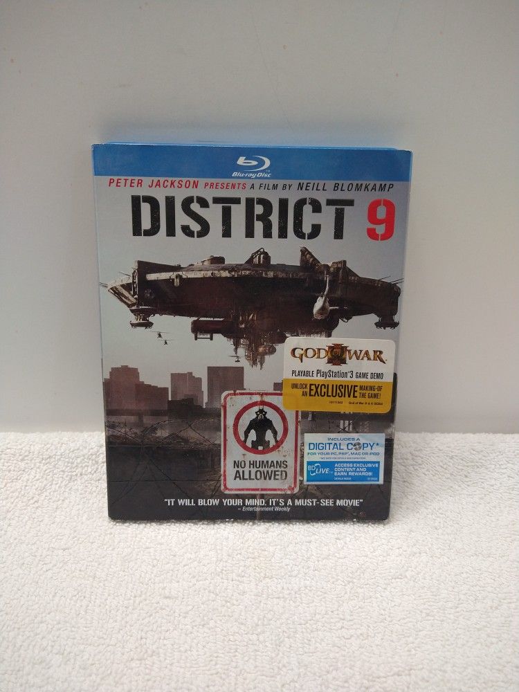 'District 9' Blu-ray - Widescreen