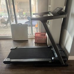 Pro Form CC300 Treadmill