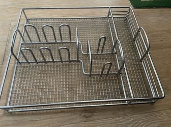 Metal silverware holder/organizer 