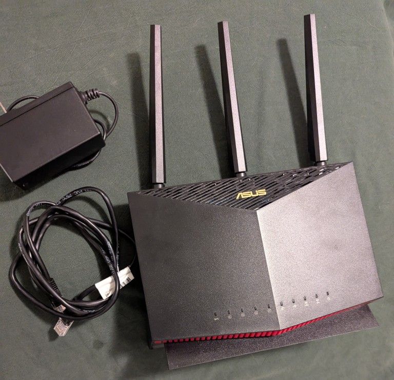 Never Used ASUS AX5700 WiFi 6 Gaming Router (RT-AX86S) – Dual Band Gigabit Wireless Internet
