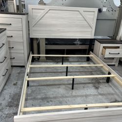 Queen Bedroom Set
