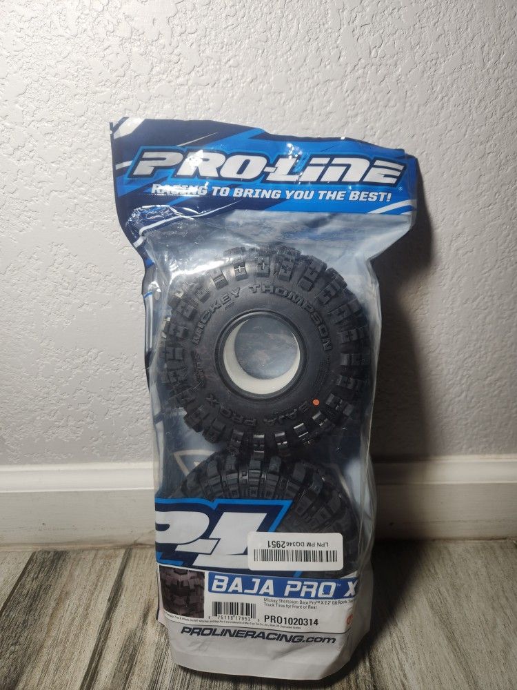 Pro-Line Racing 1/10 MickeyThompson BajaProX G8 F/R 2.2 Crawlr 2 PRO1020314 RC Tire