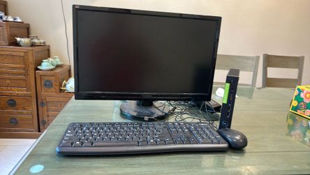 Computer Set with 22” Monitor – Ready to Use
