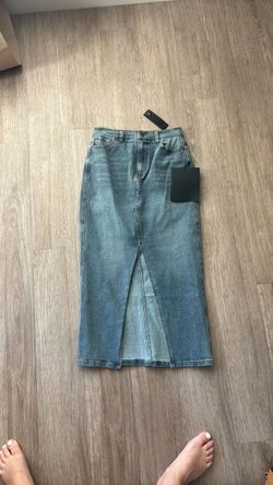 Denim skirt size small