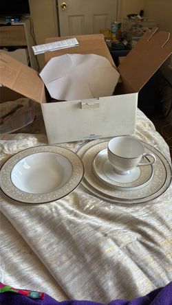 Princess House Sweet Elegance Fine Bone China – 3 Boxed Place Settings