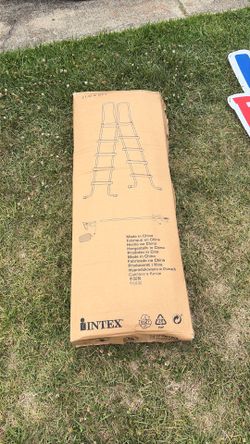 Intex 52” 1.32m Pool ladder