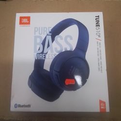 JBL Tune 510BT - Bluetooth headphones with up to 40 hours battery, microphone for call, foldable and comfortable, Android and iOs compatible (Blue)