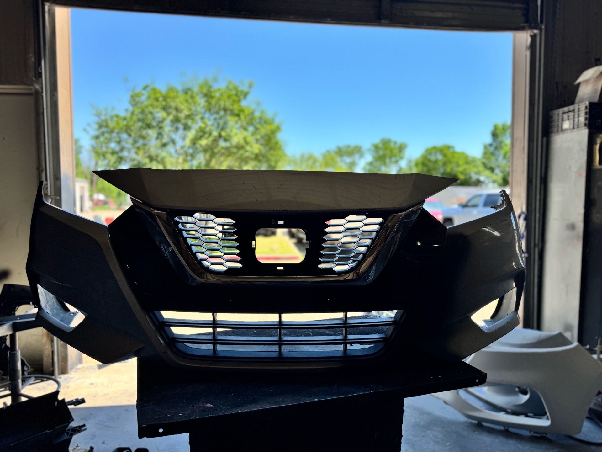 Nissan Versa 2020-22 form bumper