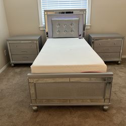 Modern kid bedroom set