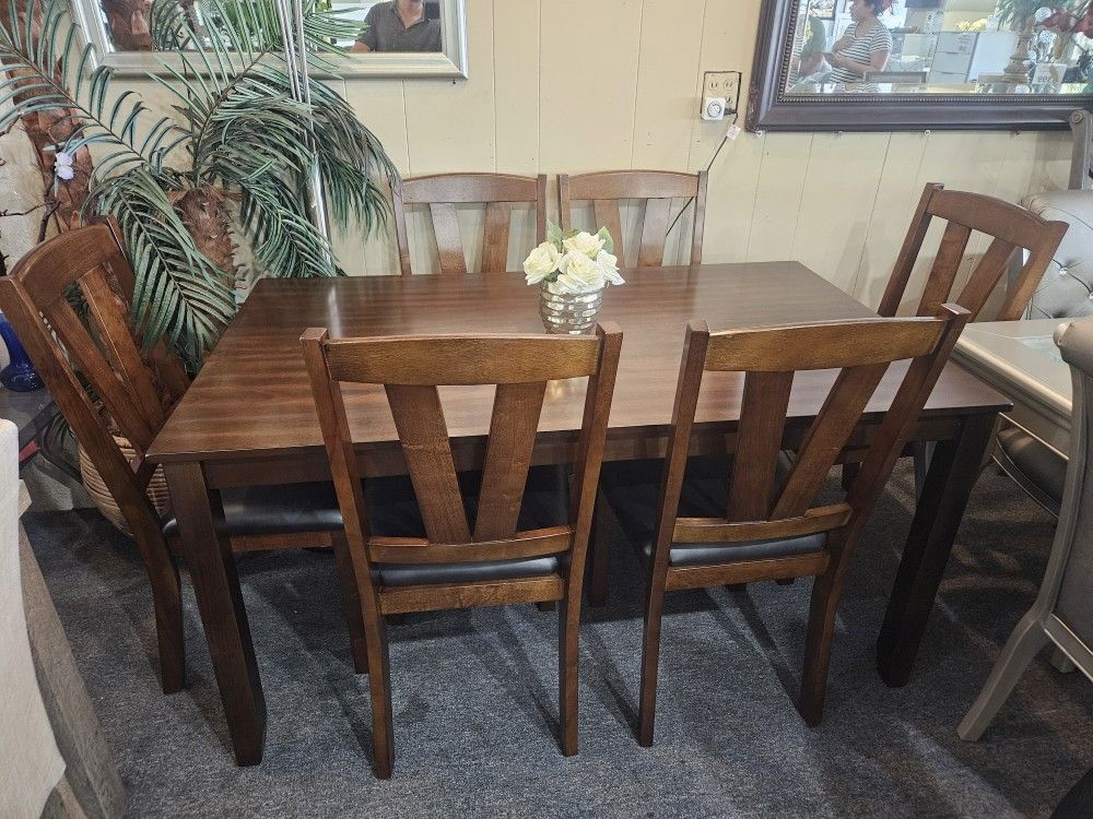 Brand New Brown Dining Set (Table: 60"×36"×30"H)