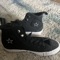 Converse black shoes 6.5 woman 