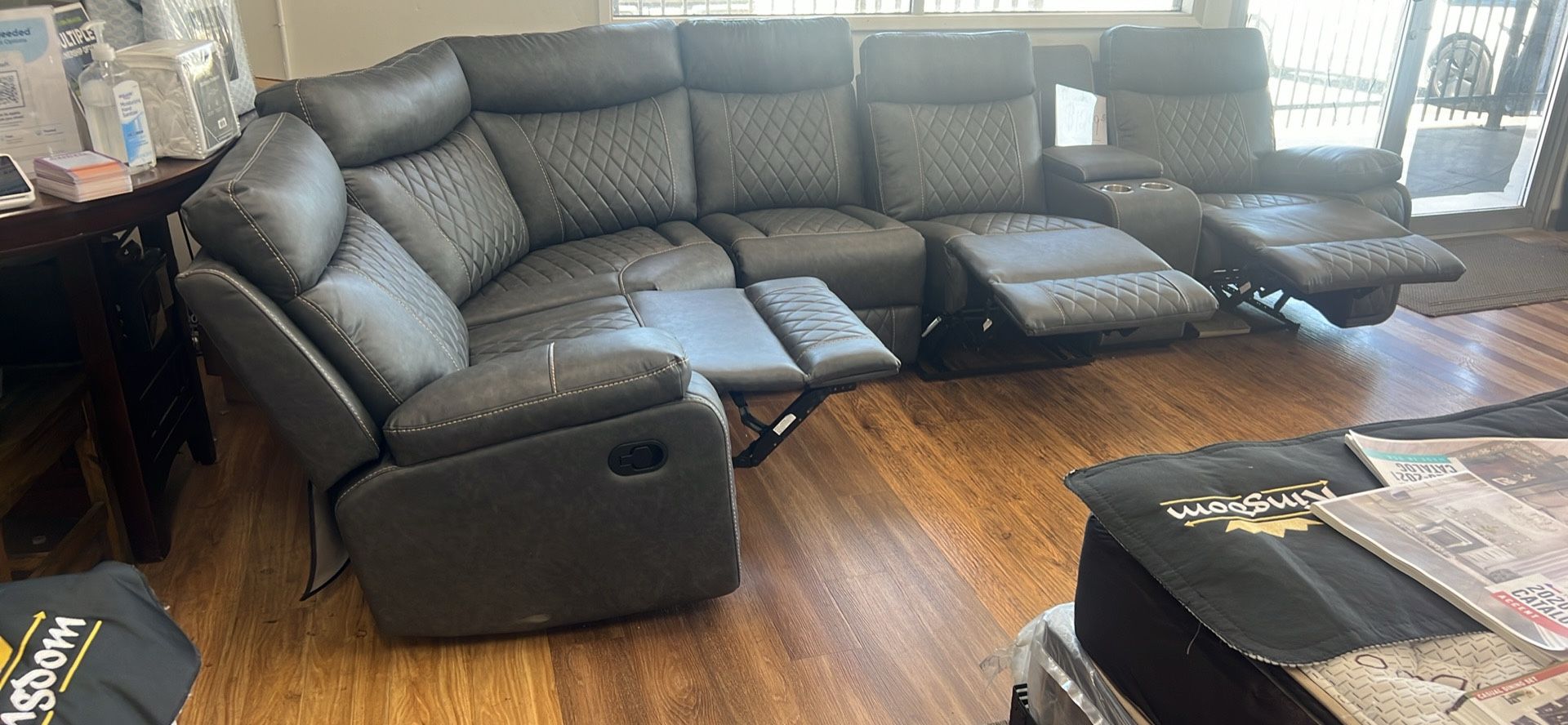 🛋️ NEW!! Sectional Sofa w/ 3 Recliners MODULAR (rearrangeable) 🚛 Avail E-Z Clean breathable leatherette Black color also available in Grey/brown