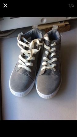 Toms high tops