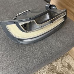 OEM BMW 2 Series Tail Light (left Side / Driver Side 