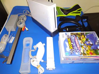 Nintendo Wii console and games